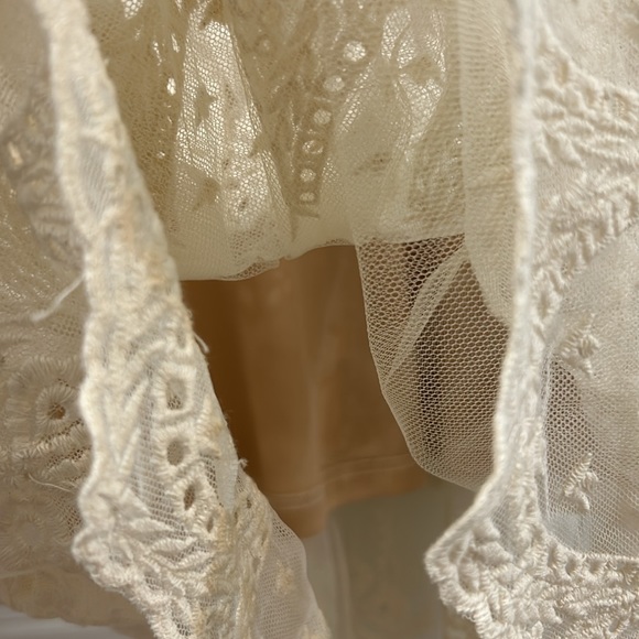 Chickens lace dress nude size M fits a 6 - Picture 11 of 11